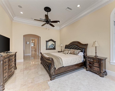 14 N Washington Drive - Photo Thumbnail 39