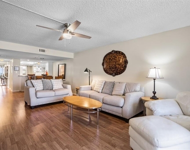 8770 Midnight Pass Road - Photo Thumbnail 10