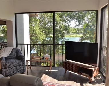1631 Starling Drive - Photo Thumbnail 11