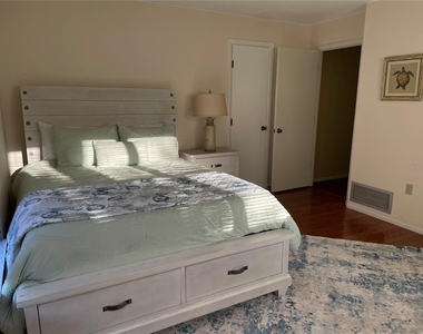 421 Waterside Lane - Photo Thumbnail 29