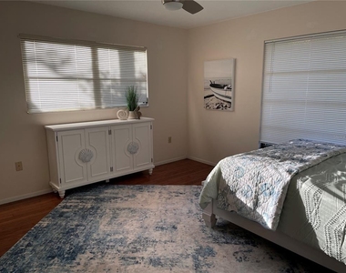 421 Waterside Lane - Photo Thumbnail 28