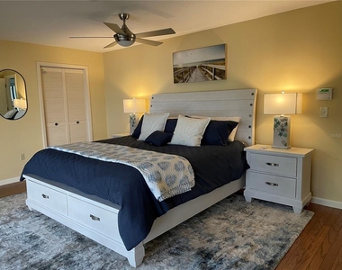 421 Waterside Lane - Photo Thumbnail 23