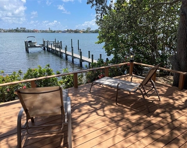 421 Waterside Lane - Photo Thumbnail 2