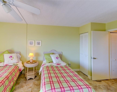 3240 Gulf Of Mexico Drive - Photo Thumbnail 17