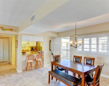 3240 Gulf Of Mexico Drive - Photo Thumbnail 7