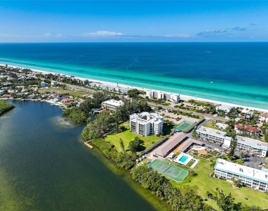 3240 Gulf Of Mexico Drive - Photo Thumbnail 38