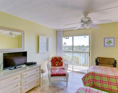 3240 Gulf Of Mexico Drive - Photo Thumbnail 18