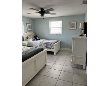 345 Avenida Leona - Photo Thumbnail 38