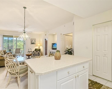 8350 Wingate Drive - Photo Thumbnail 9