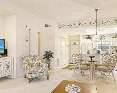 8350 Wingate Drive - Photo Thumbnail 12