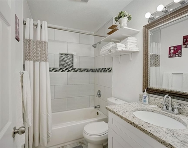 626 S Osprey Avenue - Photo Thumbnail 13