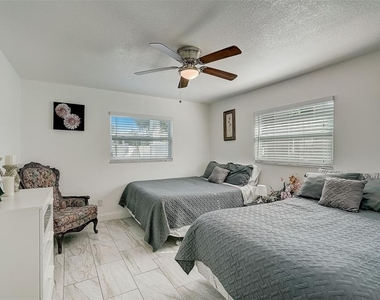 626 S Osprey Avenue - Photo Thumbnail 16