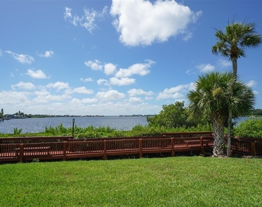 1608 Stickney Point Road - Photo Thumbnail 21