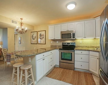 1050 Longboat Club Road - Photo Thumbnail 7