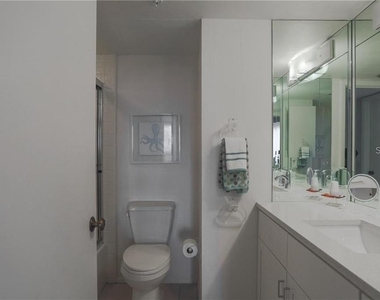 1925 Gulf Of Mexico Drive - Photo Thumbnail 21