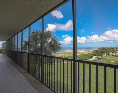 1925 Gulf Of Mexico Drive - Photo Thumbnail 4
