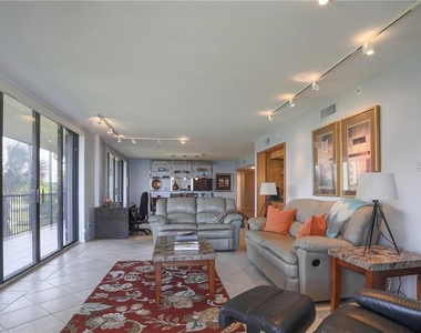 1925 Gulf Of Mexico Drive - Photo Thumbnail 2