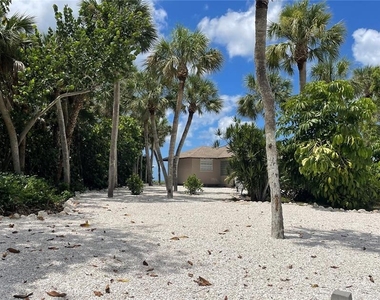 2709 Casey Key Road - Photo Thumbnail 13