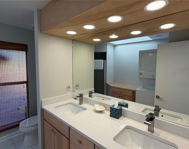 2709 Casey Key Road - Photo Thumbnail 45