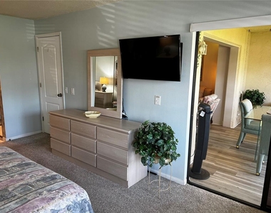 4638 Longwater Chase - Photo Thumbnail 21