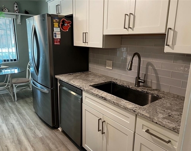 4638 Longwater Chase - Photo Thumbnail 11