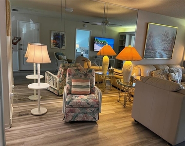 4638 Longwater Chase - Photo Thumbnail 9