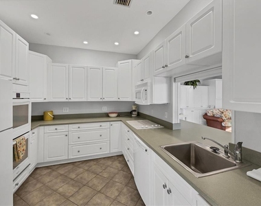 20 Whispering Sands Drive - Photo Thumbnail 37