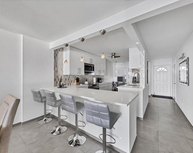 20 Whispering Sands Drive - Photo Thumbnail 14