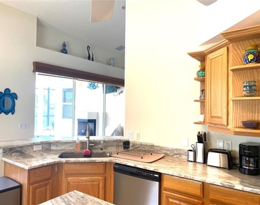 6372 Rookery Circle - Photo Thumbnail 16