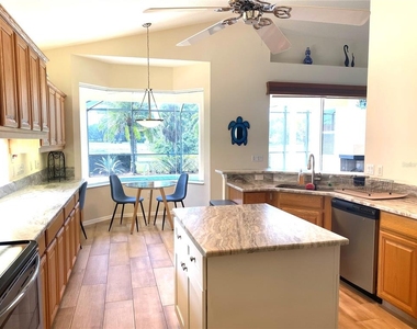 6372 Rookery Circle - Photo Thumbnail 17
