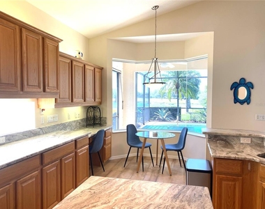 6372 Rookery Circle - Photo Thumbnail 20