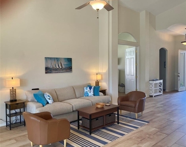 6372 Rookery Circle - Photo Thumbnail 7