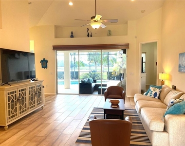 6372 Rookery Circle - Photo Thumbnail 4