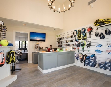 5721 Palmer Circle - Photo Thumbnail 46