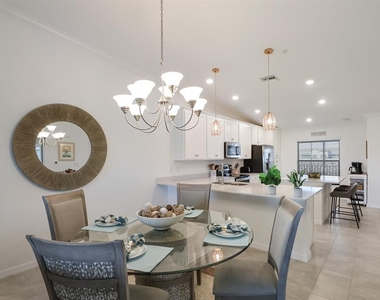5721 Palmer Circle - Photo Thumbnail 11