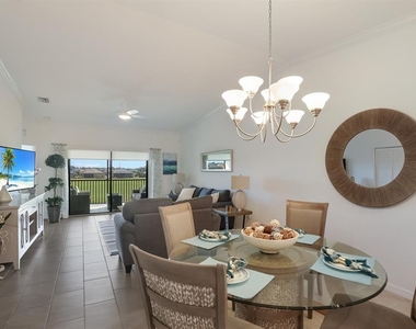 5721 Palmer Circle - Photo Thumbnail 10