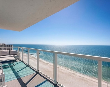 2425 Gulf Of Mexico Drive - Photo Thumbnail 29