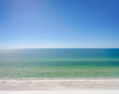 2425 Gulf Of Mexico Drive - Photo Thumbnail 26