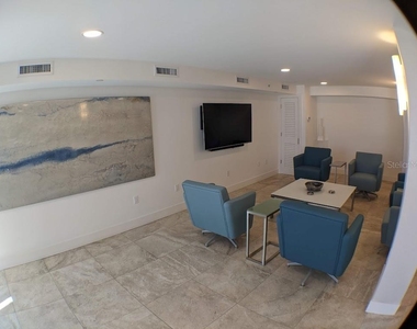 2425 Gulf Of Mexico Drive - Photo Thumbnail 52