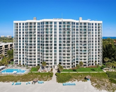 2425 Gulf Of Mexico Drive - Photo Thumbnail 37