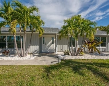 500 Schooner Lane - Photo Thumbnail 33