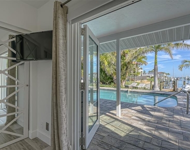 500 Schooner Lane - Photo Thumbnail 31