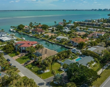 500 Schooner Lane - Photo Thumbnail 11