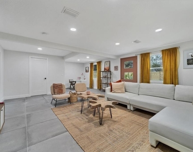 2441 Novus Street - Photo Thumbnail 10