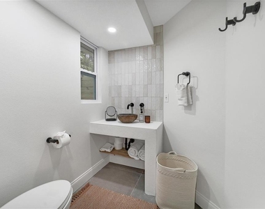 2441 Novus Street - Photo Thumbnail 26