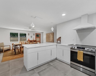 2441 Novus Street - Photo Thumbnail 14