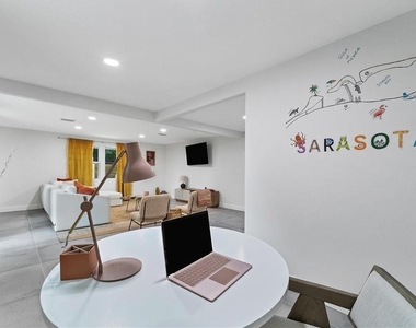 2441 Novus Street - Photo Thumbnail 11