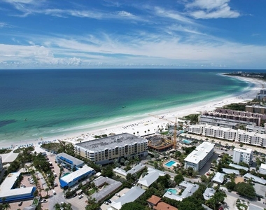 915 Seaside Drive - Photo Thumbnail 3