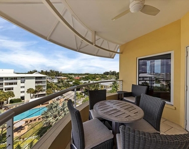 915 Seaside Drive - Photo Thumbnail 4