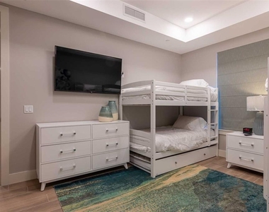 1140 Seaside Drive - Photo Thumbnail 19
